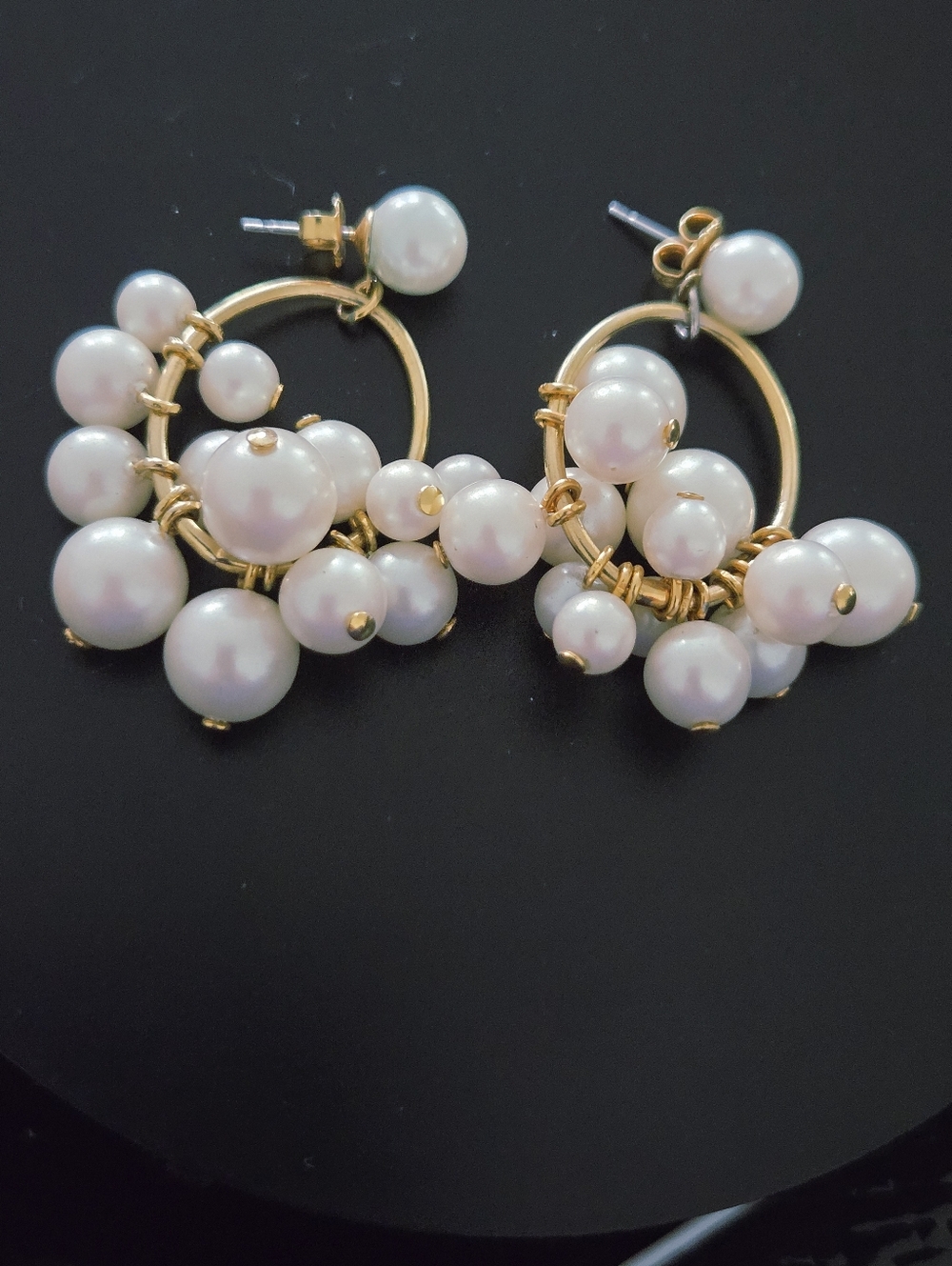 Vintage Avon Gold Tone Hoop Faux  Pearl Cluster Earrings - Women Jewelry